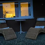 Voll Ausgestattete, Helle Auf 80 Qm Apartment Wutoschingen