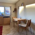 Voll Ausgestattete, Helle Auf 80 Qm Apartment Wutoschingen