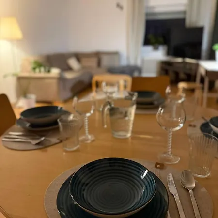 Appartement Voll Ausgestattete, Helle Auf 80 Qm