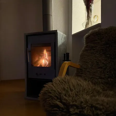 Voll Ausgestattete, Helle Auf 80 Qm Appartement