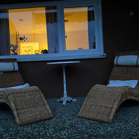 Voll Ausgestattete, Helle Auf 80 Qm Appartement Wutoschingen