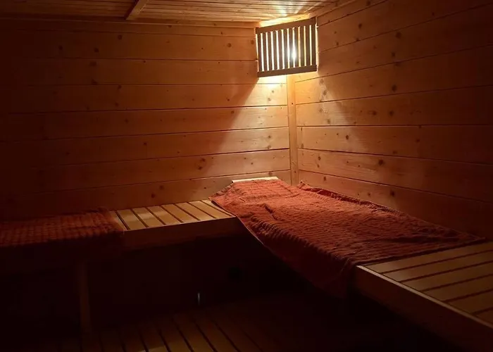 Voll Ausgestattete, Helle Auf 80 Qm Apartment