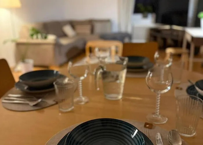 Apartment Voll Ausgestattete, Helle Auf 80 Qm